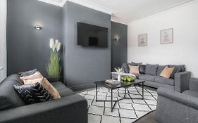 Beautiful 4Bd Family Home Burley Leeds